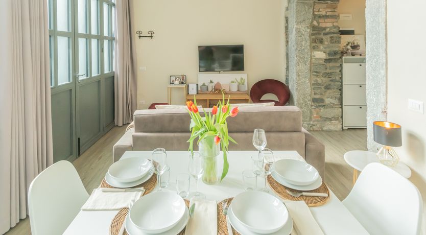 Photo of Enchanting Lakeside Haven