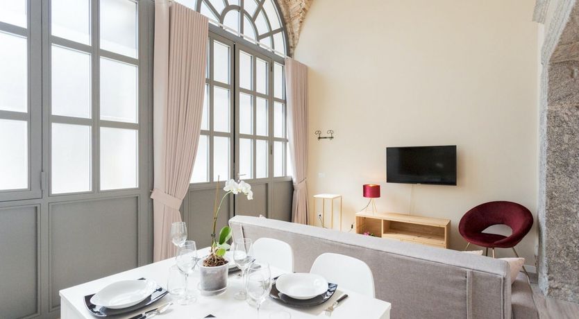 Photo of Enchanting Lakeside Haven