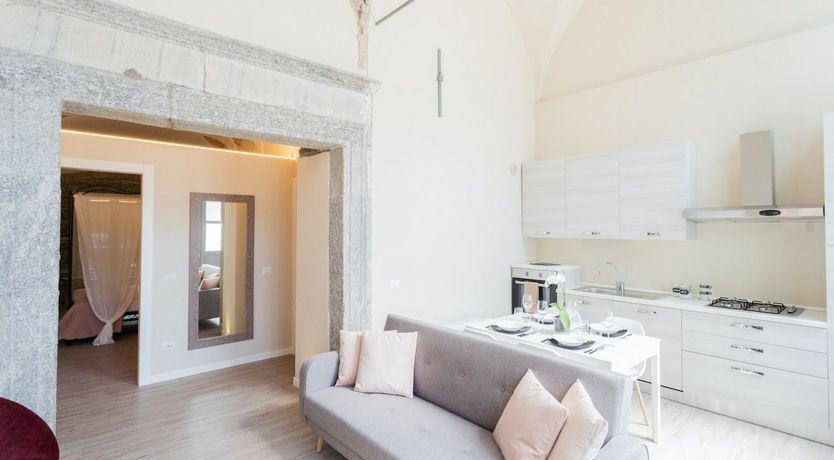 Photo of Enchanting Lakeside Haven