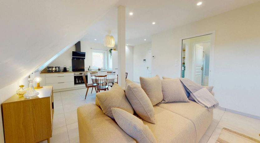 Photo of Silver & Wood