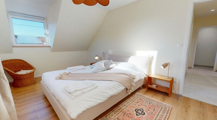 Photo of Silver & Wood