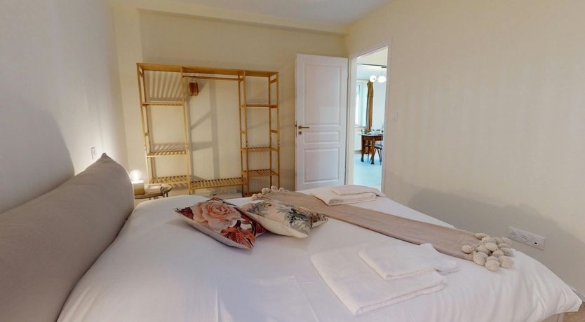 Photo of Silver & Wood