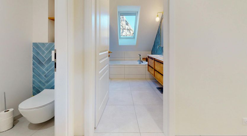 Photo of Silver & Wood