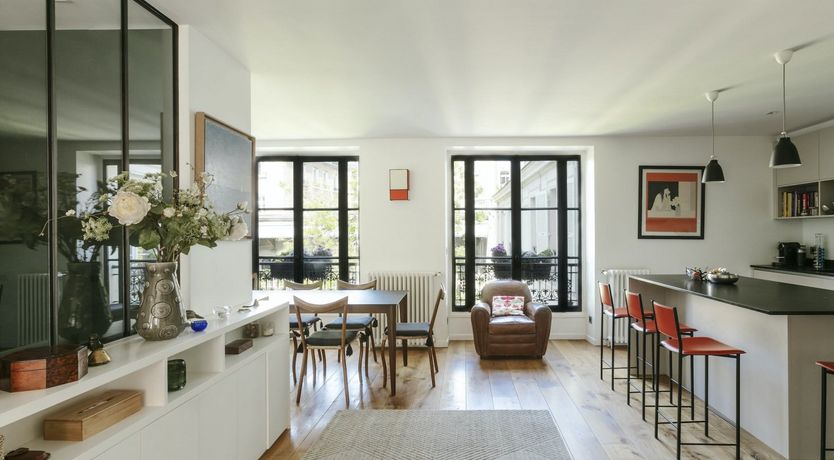 Photo of Eiffel Serenade