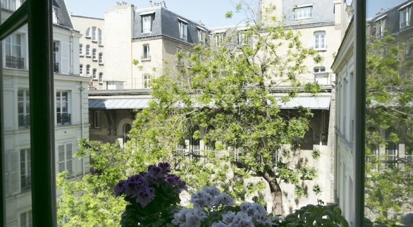 Photo of Eiffel Serenade