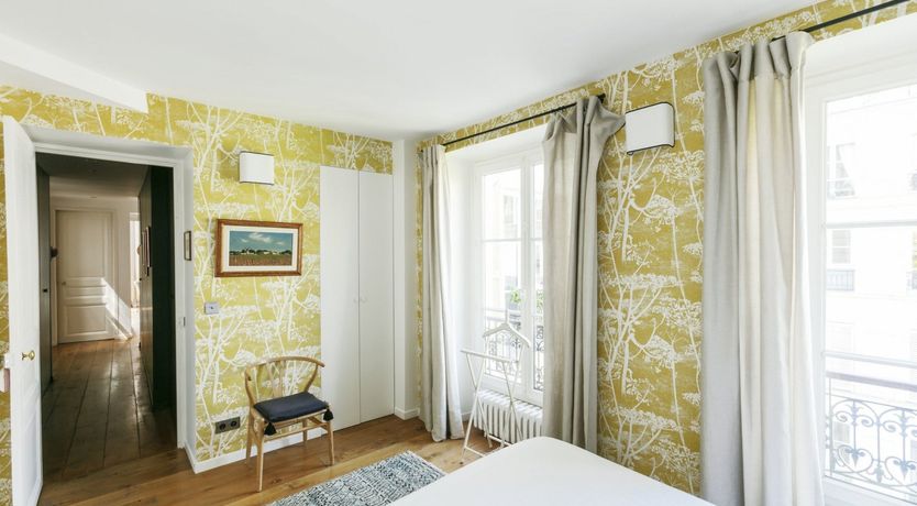 Photo of Eiffel Serenade