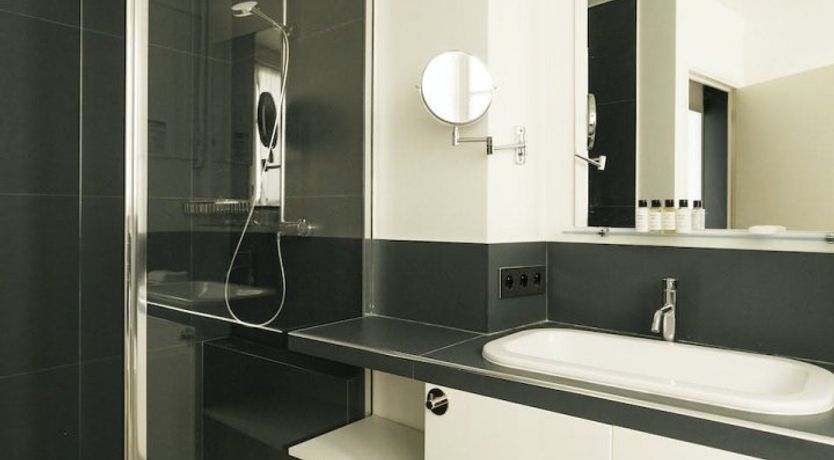 Photo of Eiffel Serenade