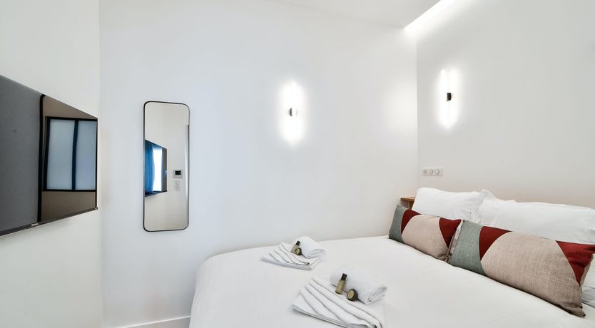 Photo of Frog & Hare