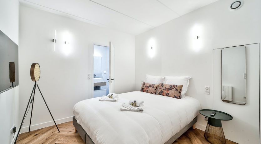 Photo of Frog & Hare