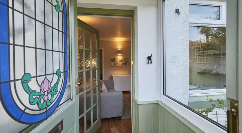 Photo of Cosy Coastal Retreat