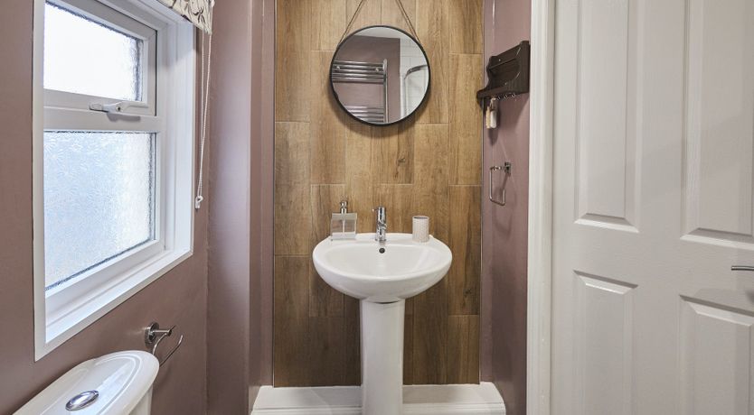 Photo of Cosy Coastal Retreat