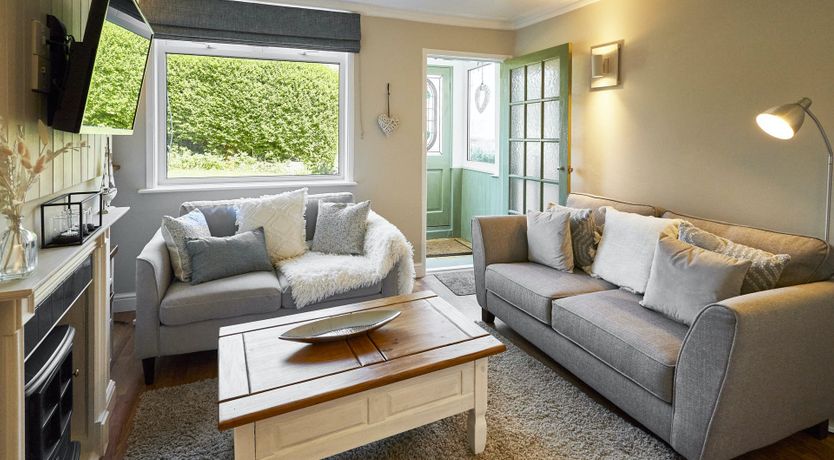 Photo of Cosy Coastal Retreat