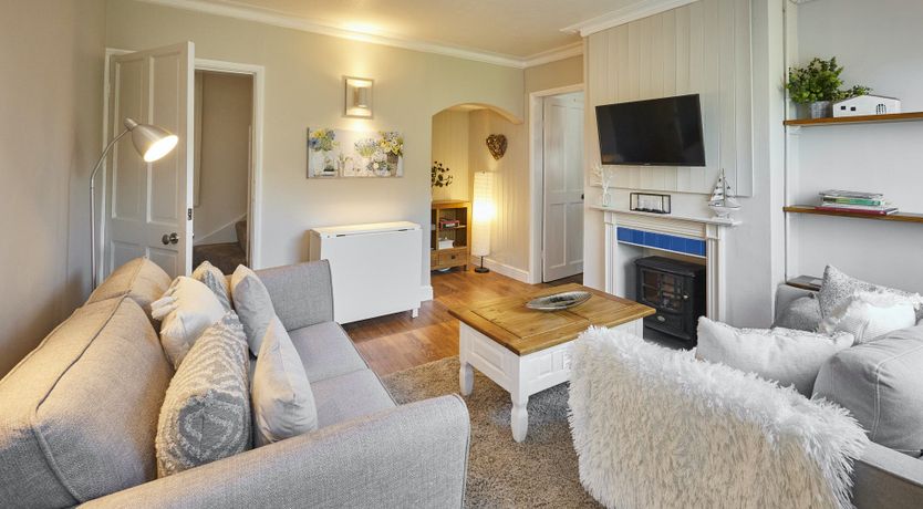 Photo of Cosy Coastal Retreat