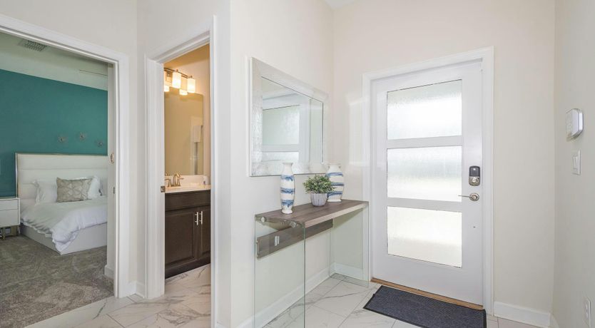 Photo of Honey & Honeysuckle