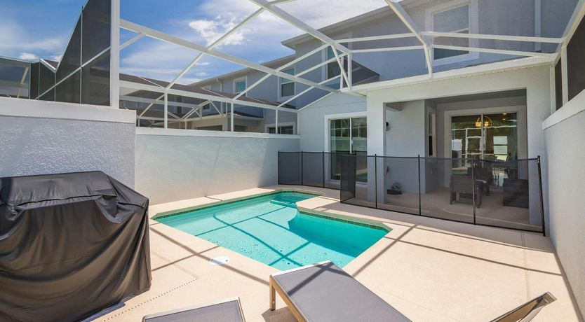 Photo of Honey & Honeysuckle