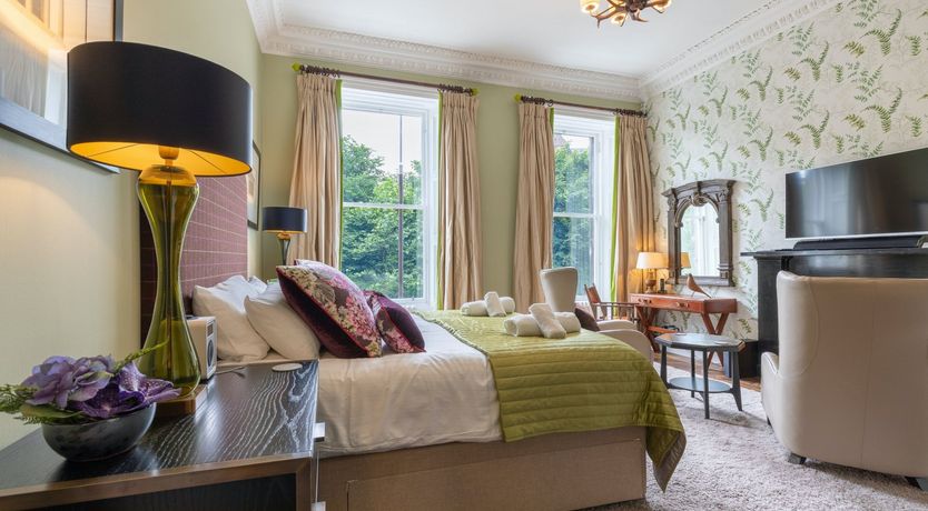 Photo of Castle Looming