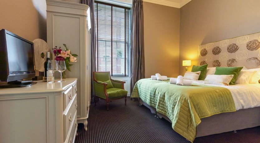 Photo of Castle Looming