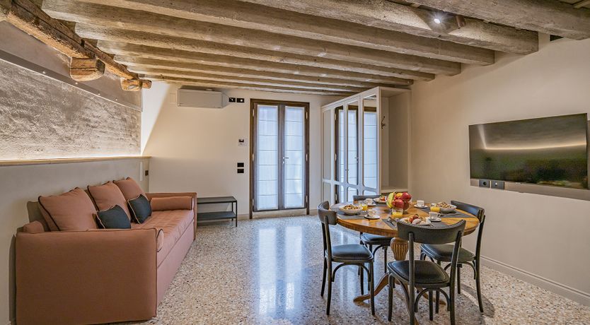 Photo of Enchanting Venetian Escape