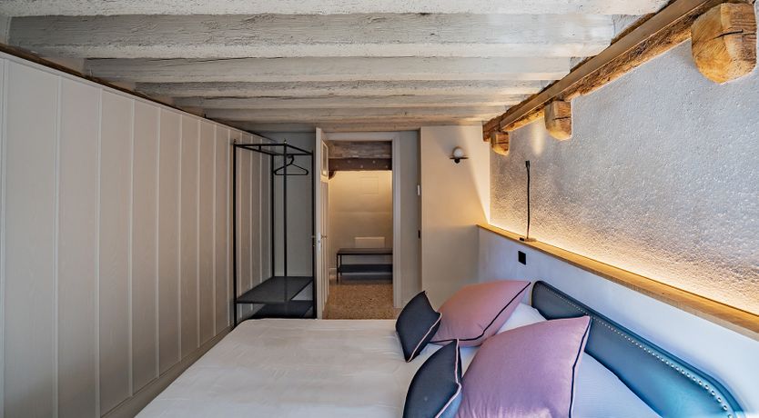 Photo of Enchanting Venetian Escape