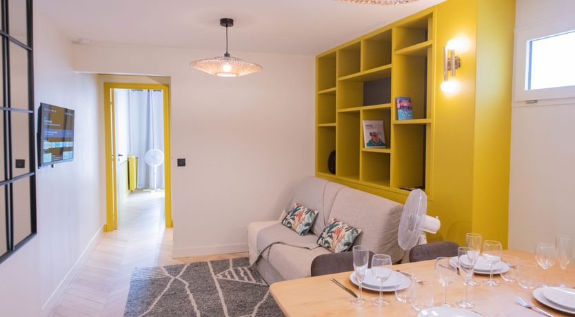 Photo of Shades of The Rive Gauche