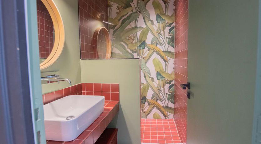 Photo of Shades of The Rive Gauche