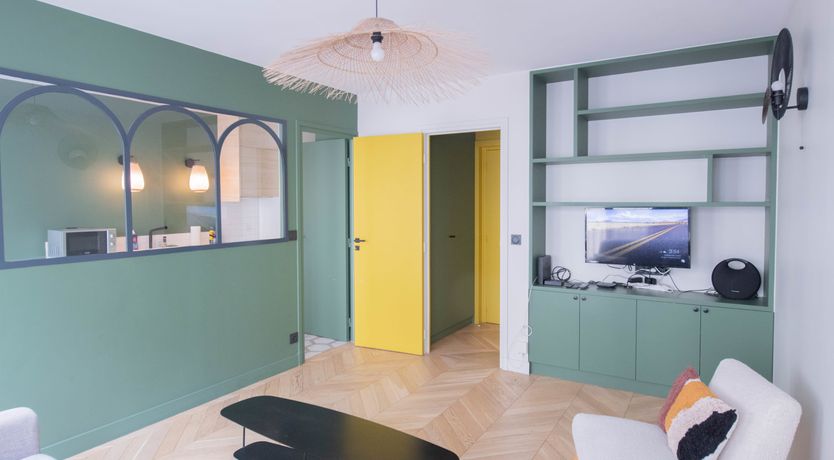 Photo of Shades of The Rive Gauche