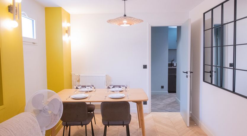 Photo of Shades of The Rive Gauche