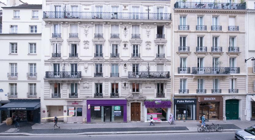 Photo of Shades of The Rive Gauche