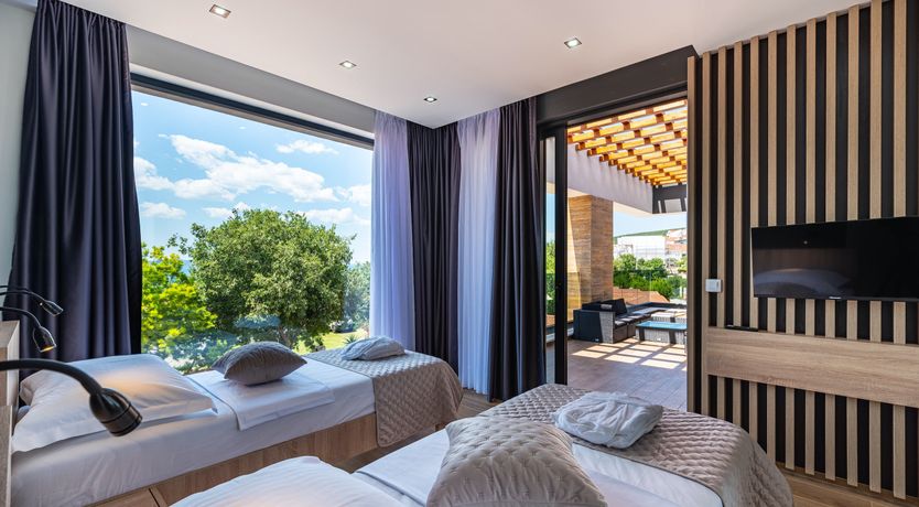 Photo of Harmony Hillside