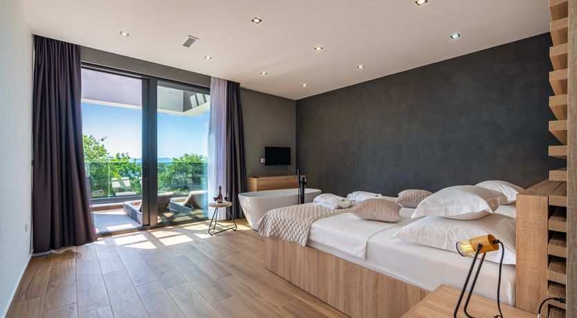 Photo of Harmony Hillside