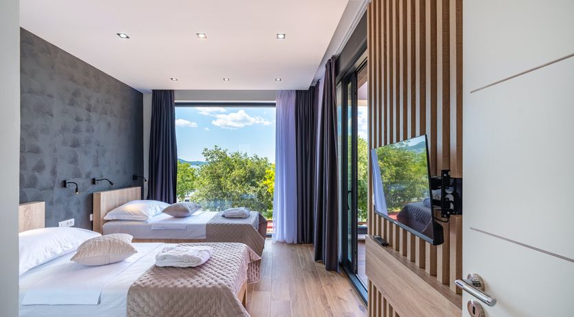 Photo of Harmony Hillside