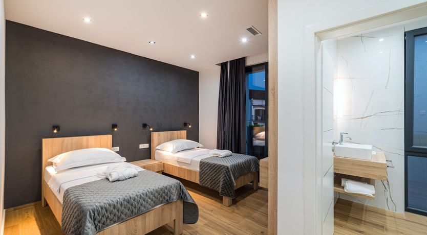 Photo of Harmony Hillside