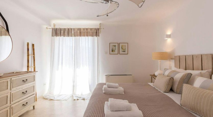 Photo of Tranquil Bay Escape