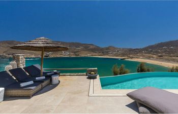 Tranquil Bay Escape Villa