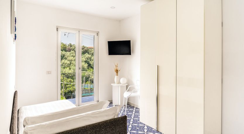 Photo of Sunset Horizon Heights