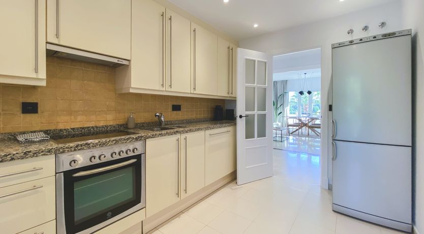 Photo of Sun-Kissed Crush