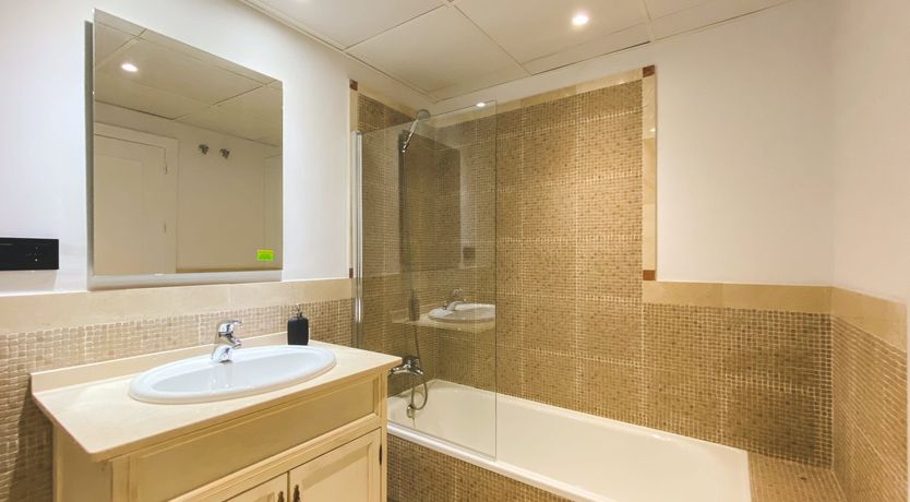 Photo of Sun-Kissed Crush