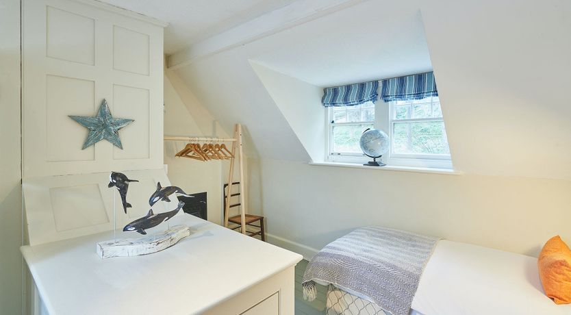 Photo of Cliffside Charm