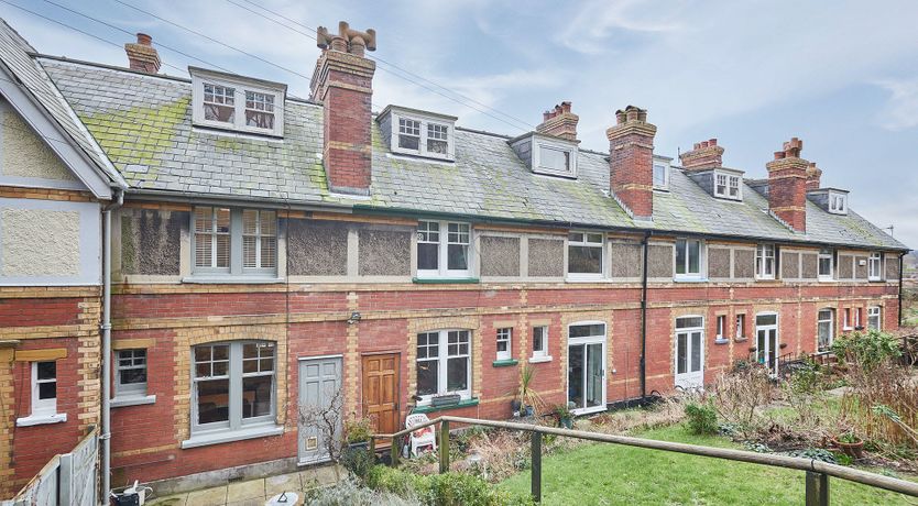 Photo of Cliffside Charm