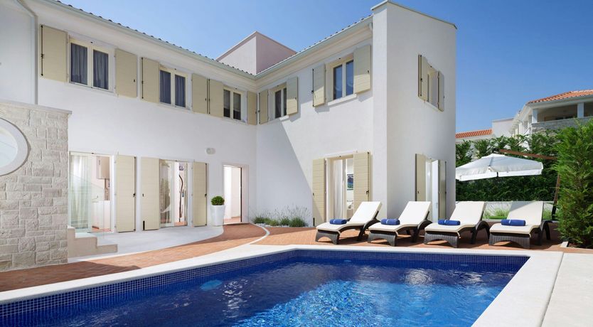 Photo of Sunshine On My Pillow