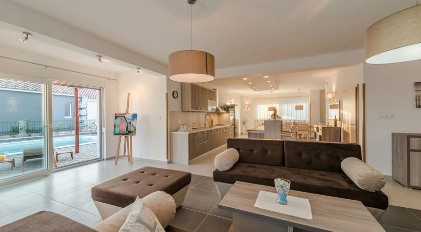 Photo of Dogwood Manor