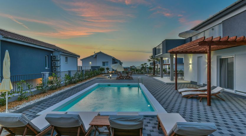 Photo of Dogwood Manor