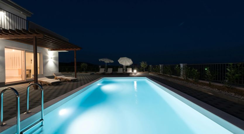 Photo of Dogwood Manor