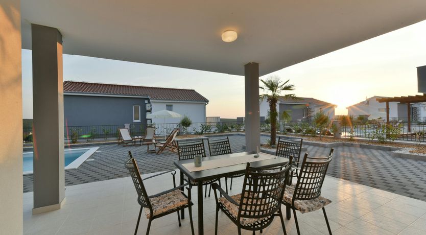 Photo of Dogwood Manor