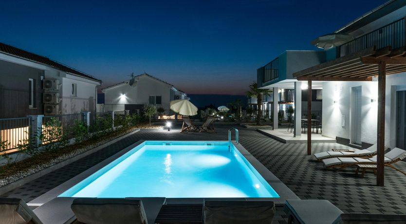 Photo of Dogwood Manor