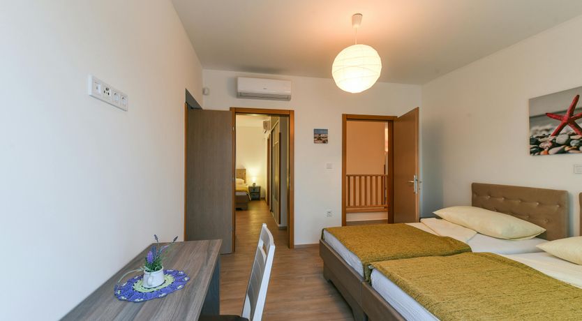 Photo of Dogwood Manor