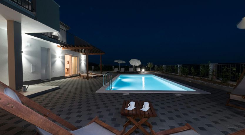 Photo of Dogwood Manor