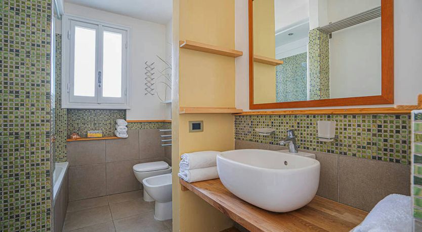 Photo of Capri Vista