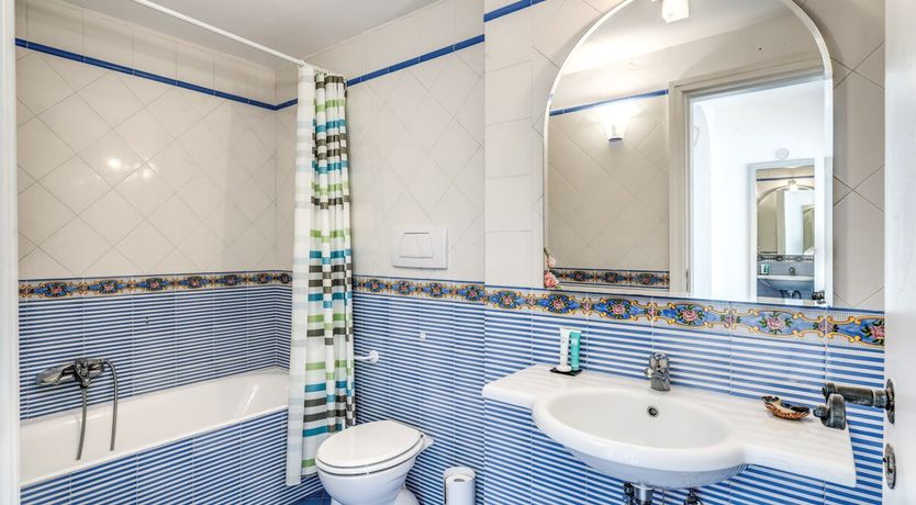 Photo of Capri Vista