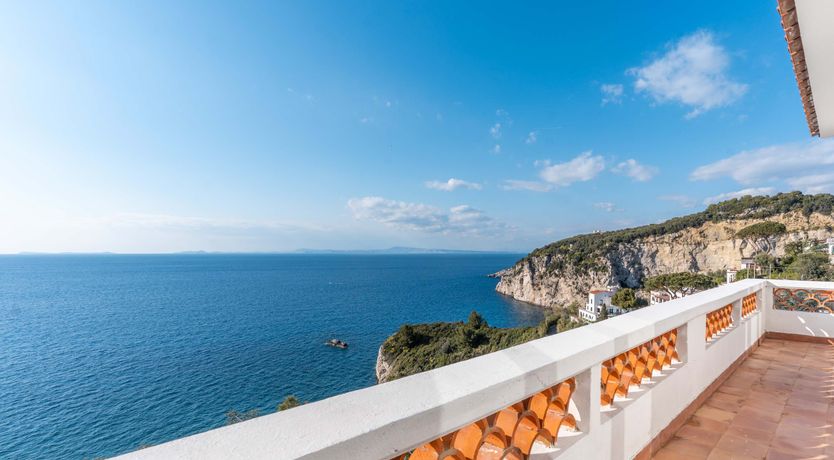Photo of Capri Vista